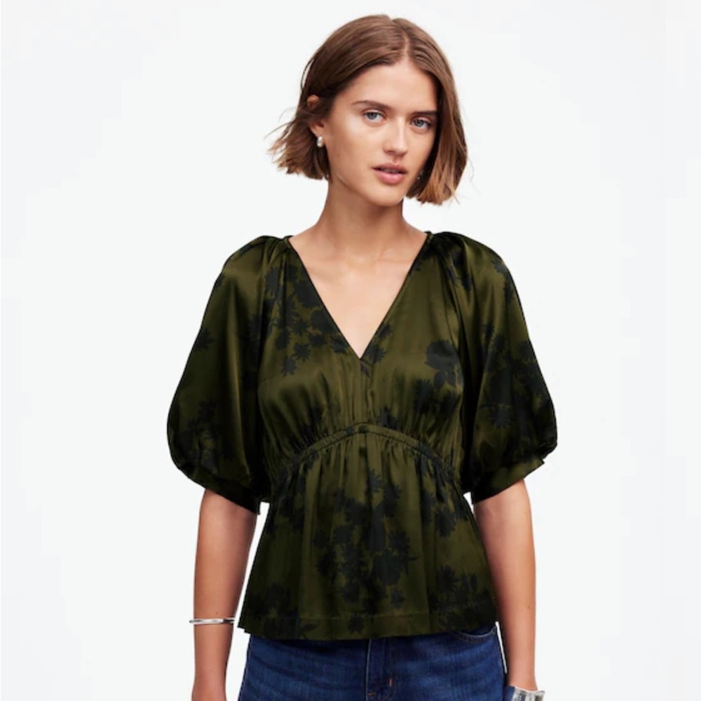 Madewell Olive Green V-Neck Puff Sleeve Top